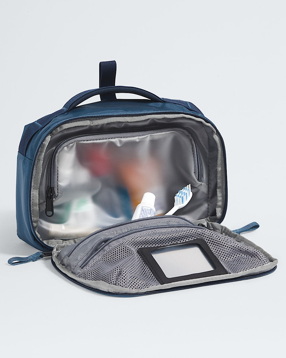 Base Camp Voyager Toiletry Kit