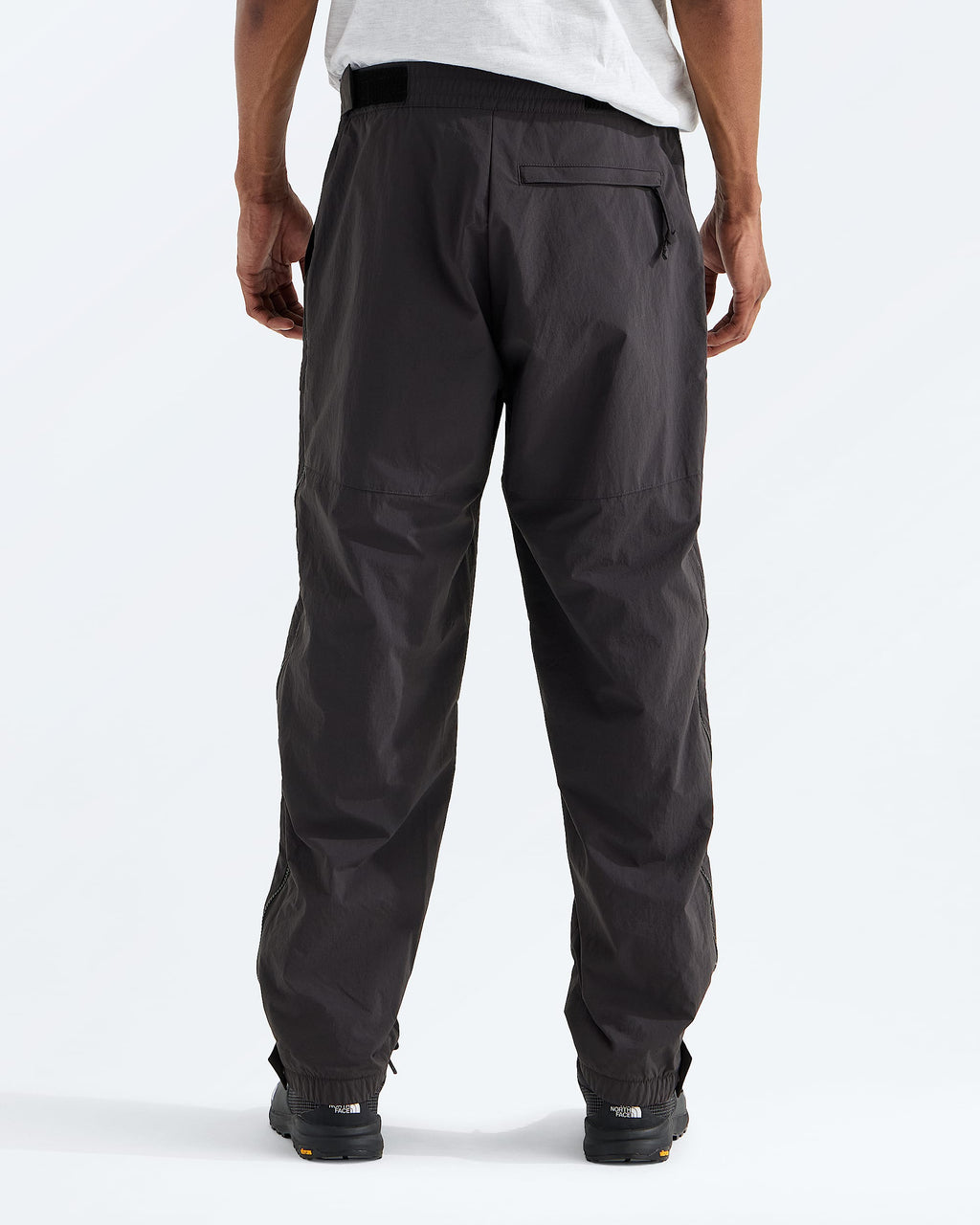 Unisex TNF™ Red Box Full-Zip Pants